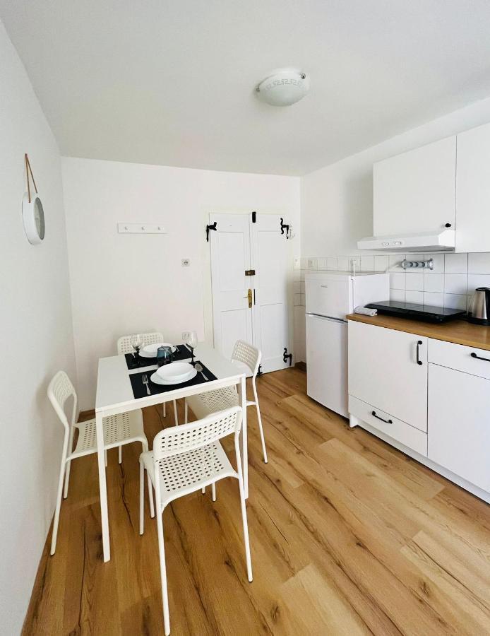 Sml Apartments 1 Izola Eksteriør billede