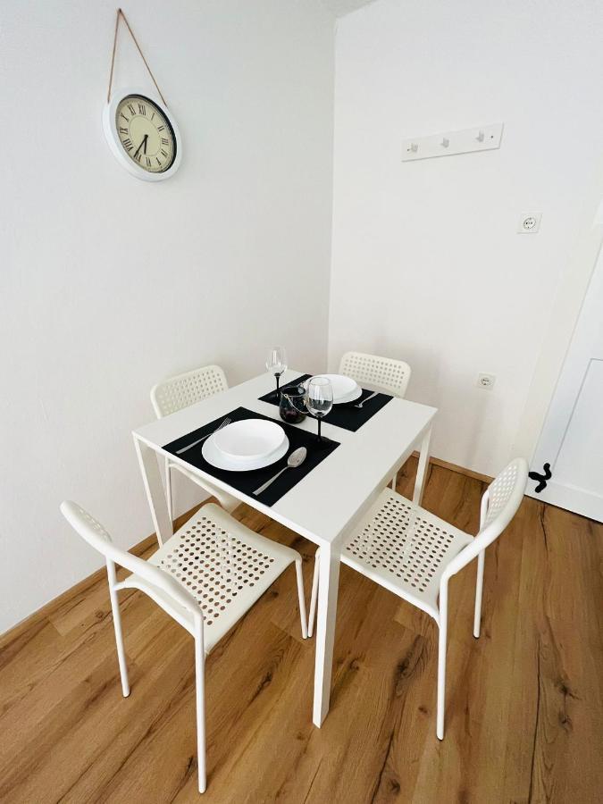 Sml Apartments 1 Izola Eksteriør billede